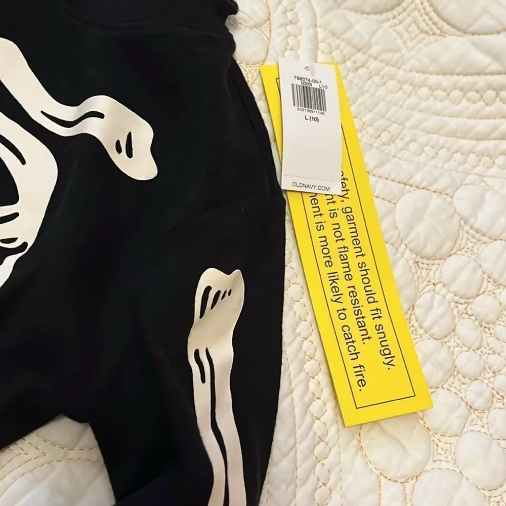 NWT Old Navy glow in the dark skeleton onesie pajamas size large